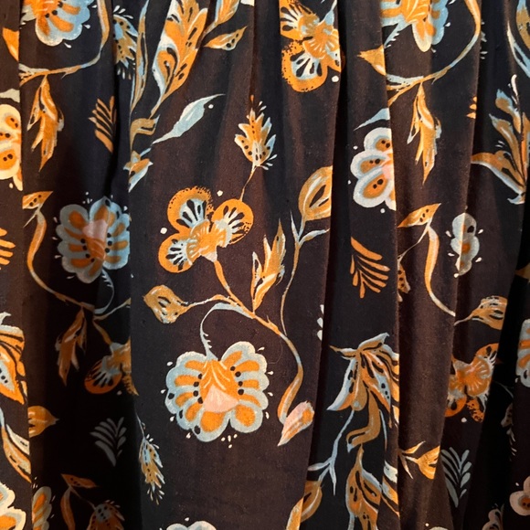 Universal Thread XL Navy Floral Blouse - Picture 3 of 4